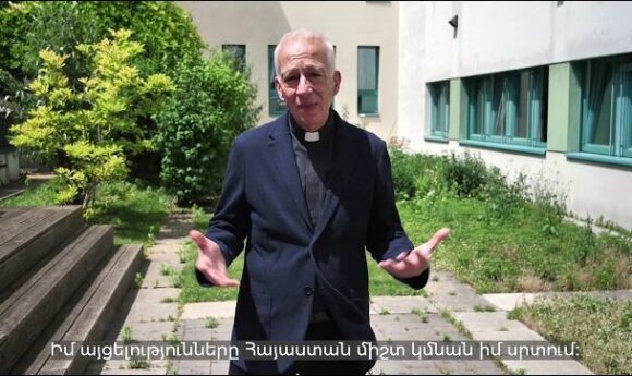 Կարիտաս Եվրոպայի նախագահ  Մոնսինյոր Մայքլ Լանդաու