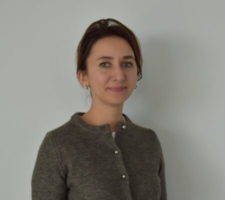 Անժելա Տեր-Վարդանյան